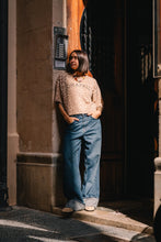 Lade das Bild in den Galerie-Viewer, Boxy Strick Shirt mit Kaschmir – Leo Beige