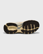 Lade das Bild in den Galerie-Viewer, The Re-Run Vintage Sneaker