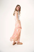 Lade das Bild in den Galerie-Viewer, Caola Volant Skirt Soft Floral