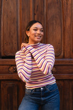 Lade das Bild in den Galerie-Viewer, Gestreiftes Slim Fit Longsleeve – Pink Stripe