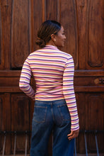Lade das Bild in den Galerie-Viewer, Gestreiftes Slim Fit Longsleeve – Pink Stripe