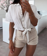 Lade das Bild in den Galerie-Viewer, Musselin T-Shirt Knoten in 2 Farben