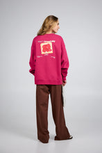 Lade das Bild in den Galerie-Viewer, OV Sweater Toast Berry Whip