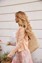 Lade das Bild in den Galerie-Viewer, Tima Jersey Cardigan Peach