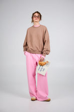 Lade das Bild in den Galerie-Viewer, Regular Sweater Croissant Almond Mist
