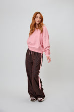 Lade das Bild in den Galerie-Viewer, Regular Sweater Mental Health in 2 Farben
