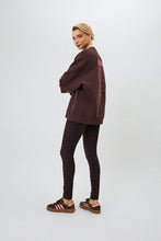 Lade das Bild in den Galerie-Viewer, Rita Leggings Leo Truffle
