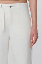 Lade das Bild in den Galerie-Viewer, BLINK Wide Barrel Jeans in 3 Farben