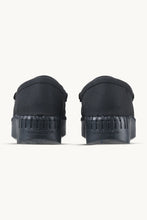 Lade das Bild in den Galerie-Viewer, Tulip Penny Loafer Wedge - Black Black