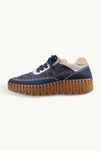 Lade das Bild in den Galerie-Viewer, Tulip Sneaker - Dark Indigo Mocca