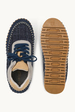 Lade das Bild in den Galerie-Viewer, Tulip Sneaker - Dark Indigo Mocca