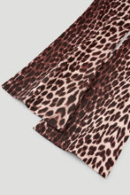 Lade das Bild in den Galerie-Viewer, Tia Bootcut Leggings Leo Cherrywood Angebot
