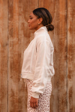 Lade das Bild in den Galerie-Viewer, Track Jacket mit Kontraststreifen – Beige