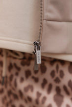 Lade das Bild in den Galerie-Viewer, Track Jacket mit Kontraststreifen – Beige