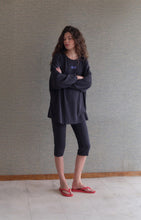 Lade das Bild in den Galerie-Viewer, Damen-T-Shirt Yruki