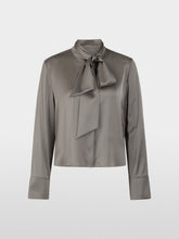 Lade das Bild in den Galerie-Viewer, Feminine Bluse mit Schluppe
