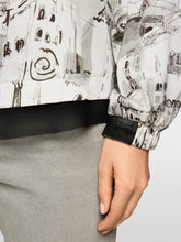 Lade das Bild in den Galerie-Viewer, Bluse mit CITY-Print
