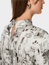 Lade das Bild in den Galerie-Viewer, Bluse mit CITY-Print
