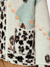 Lade das Bild in den Galerie-Viewer, Offener Cardigan – &quot;Knitted in Germany&quot;

