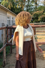 Lade das Bild in den Galerie-Viewer, Dara Top Horse Off White