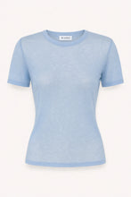 Lade das Bild in den Galerie-Viewer, Elin Slim Fit T-Shirt in 2 Farben