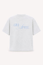 Lade das Bild in den Galerie-Viewer, Ella Boxy T-Shirt Oh April in 2 Farben