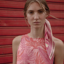 Lade das Bild in den Galerie-Viewer, Dress Deporte New Mala Mala
