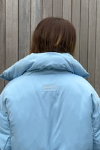 Lade das Bild in den Galerie-Viewer, Nancy Puffer Jacket zum Wenden in 2 Farben