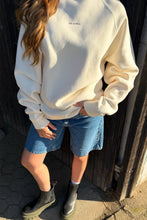 Lade das Bild in den Galerie-Viewer, OV Sweater Raglan Cowgirl Era Off White