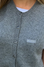 Lade das Bild in den Galerie-Viewer, Tove Slim Fit Knit Vest Grey Melange