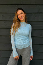 Lade das Bild in den Galerie-Viewer, Zahara Lace Longsleeve in verschiedenen Farben