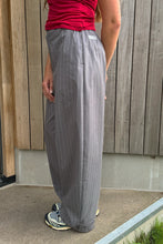 Lade das Bild in den Galerie-Viewer, Zoya Tracksuit Pants