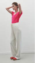Lade das Bild in den Galerie-Viewer, Shirt Jacksonville in 3 Farben mit V-Ausschnitt
