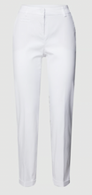 Lade das Bild in den Galerie-Viewer, Cambio Stella cropped pure white
